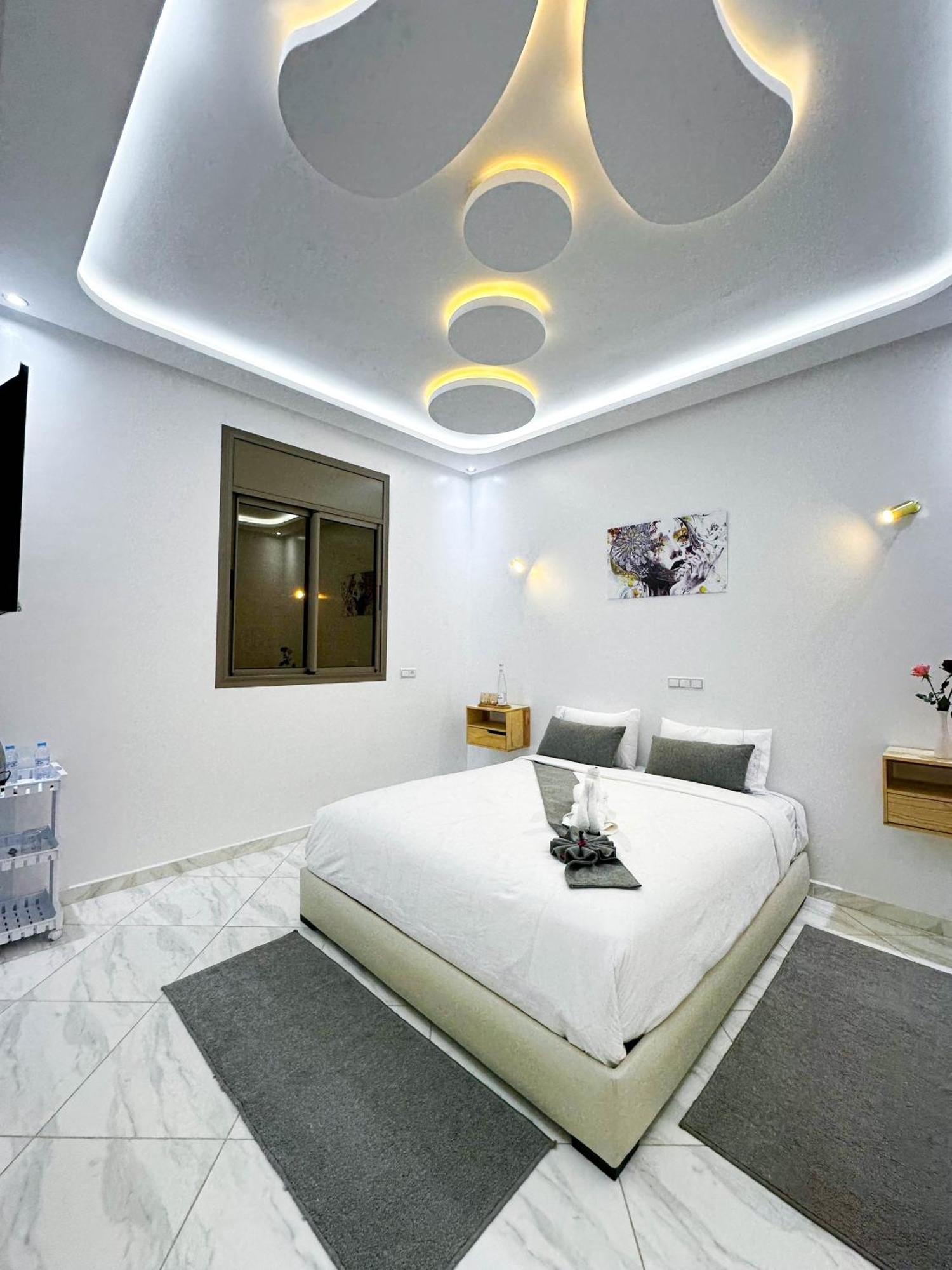 Hotel Apartment America Dajla Exterior foto
